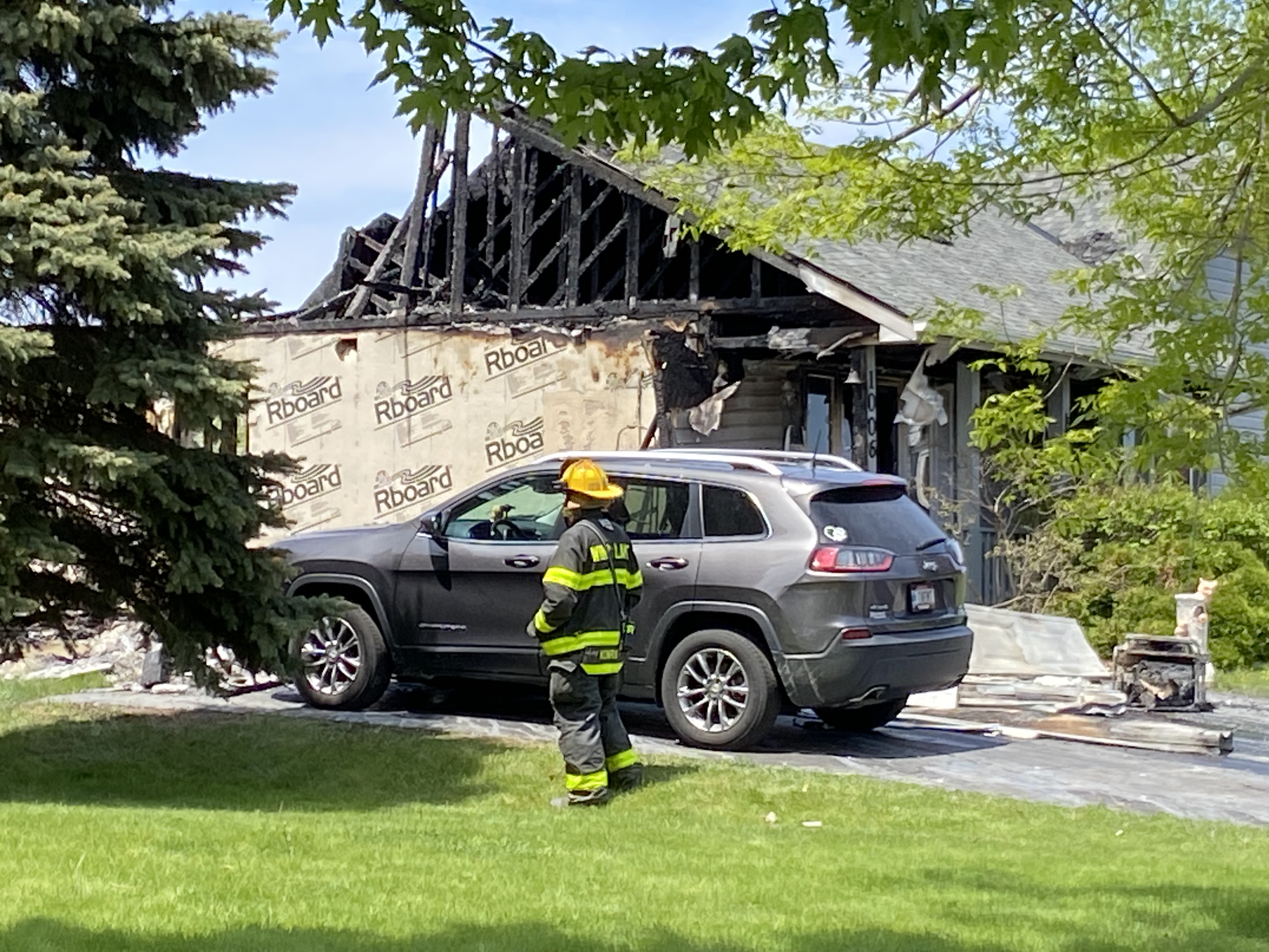 Neighbors report hearing explosion before house fire in Union Grove